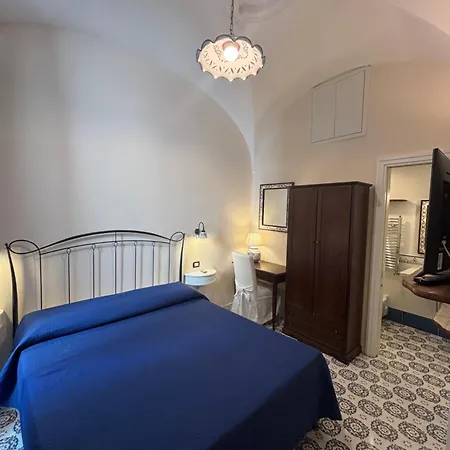 Le Amalfitane Salerno